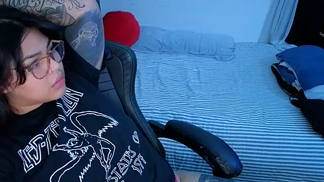 miacanela_xo webcam