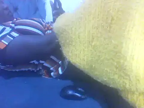 kiss-my-boobs webcam