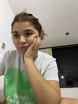 baddieasiantv webcam