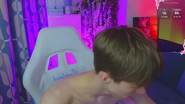 cuMte_boy webcam