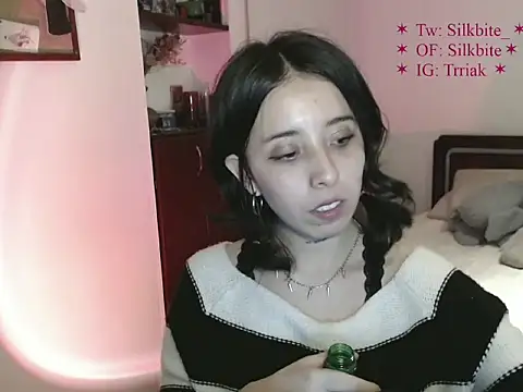 babyluna_8_8 webcam