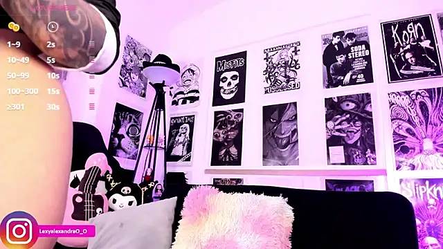 Lexyjoycce live sex cam