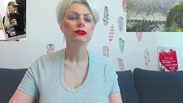 PURE_SEDUCE__WOW___ webcam