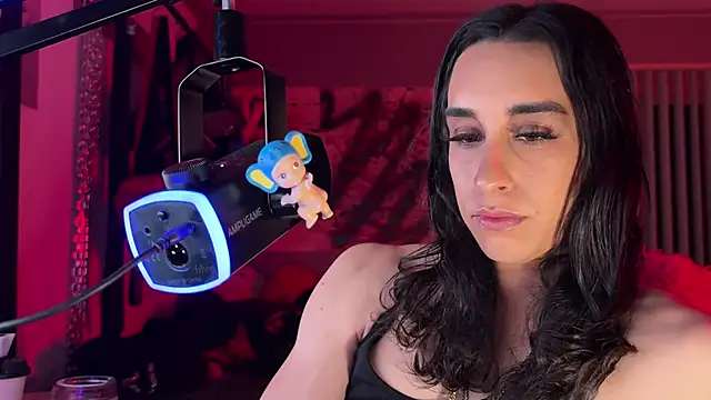 xoFrankie Live Webcam on Stripchat