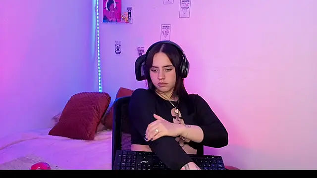 Emily_Lindey webcam