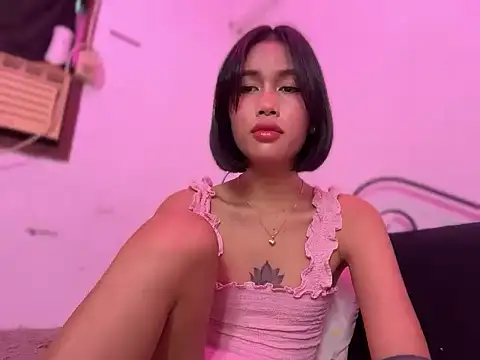 YougotLara webcam