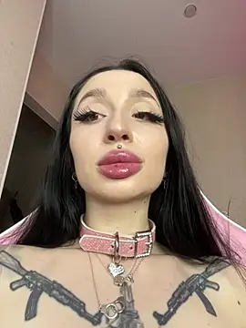 Webcam Model (Molly__Moon) is live