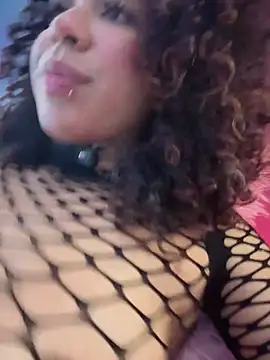 Woo_isDaphne webcam