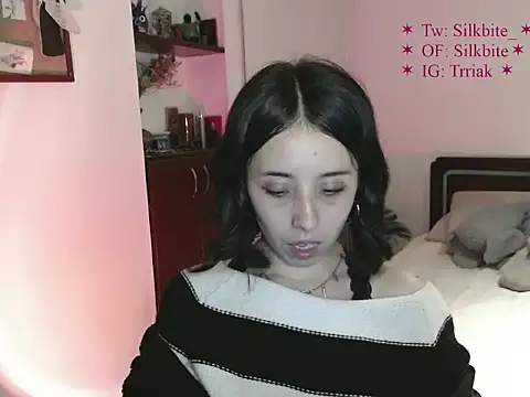 babyluna_8_8 webcam