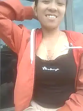 Zara-Lina webcam
