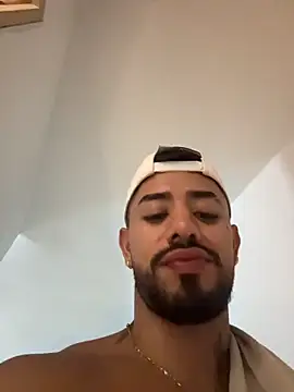 Ezzio_Scolaro