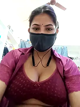 Hot_radhaji