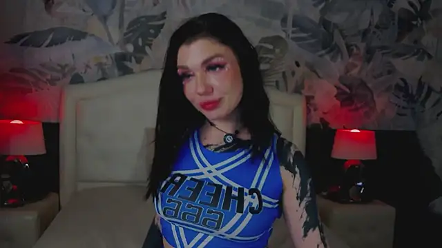 MaeveMoon webcam