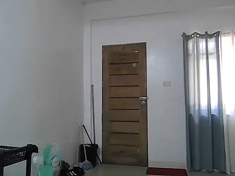 cumslut_selena69 webcam