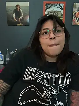 miacanela_xo webcam