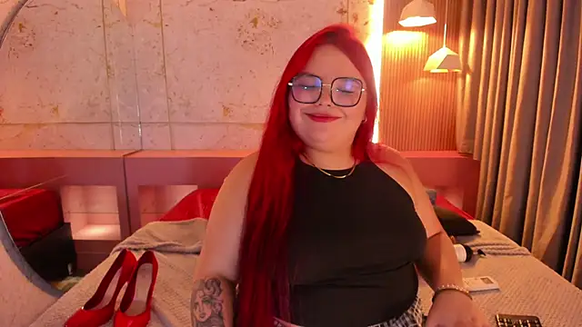 Lushi_Love webcam