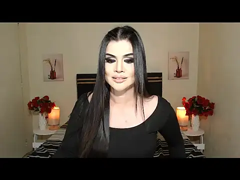 AttractiveMistress webcam