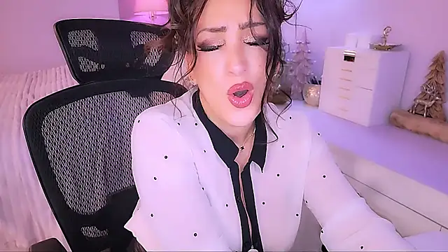 wonderful_woman - Wonderful_Woman's free webcam - UK Sex Cams