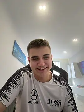 WARDEN_w webcam