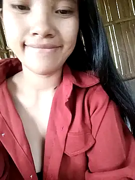 LucyBri01 webcam