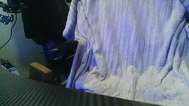 8inchesfr webcam