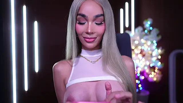 xxforyoureyesonlyxx webcam