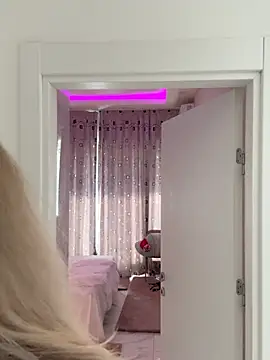 mollyxxx webcam