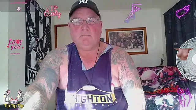 KINKYBLUEYES69
