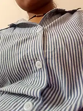 ritika_gupta02 webcam