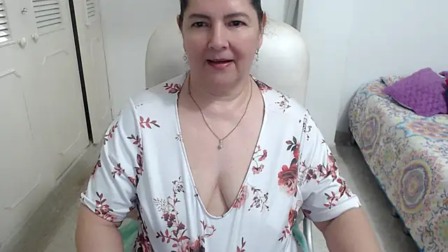 Leonela_69