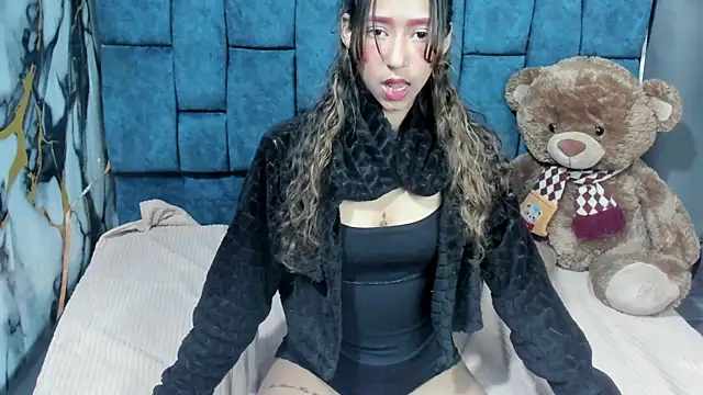 valentinaklean (F teen) - 1 finger in the anus
