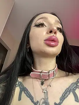 Molly__Moon webcam