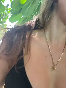Bella-Grace webcam