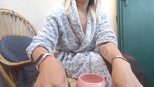 MelissaMia1 webcam