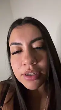 ImjustMia webcam