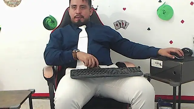 KalethBigDick live sex cam
