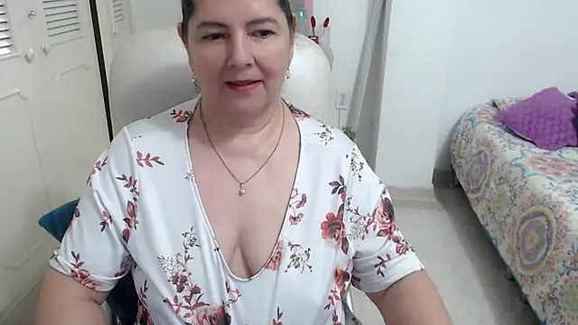 leonela_69 webcam