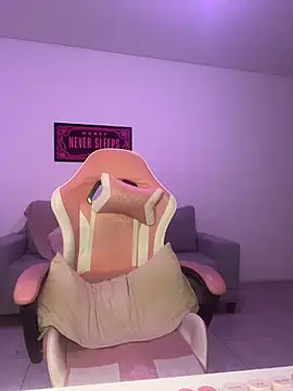 LolaSB webcam