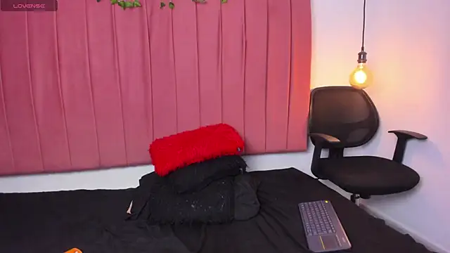 ana_foxi webcam