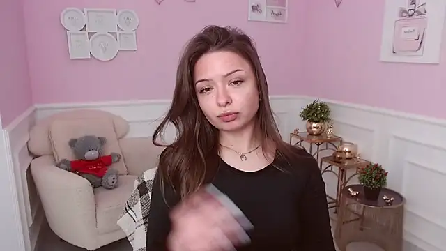 LucySkilar webcam
