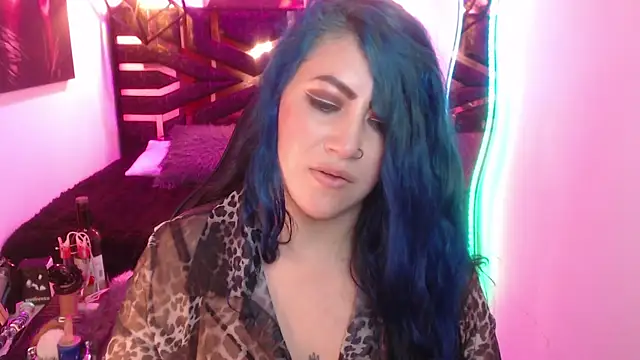 scarleth_blue webcam
