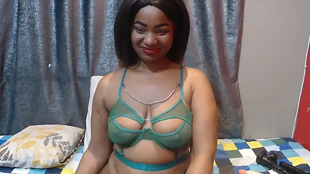 HornyEbony4u webcam