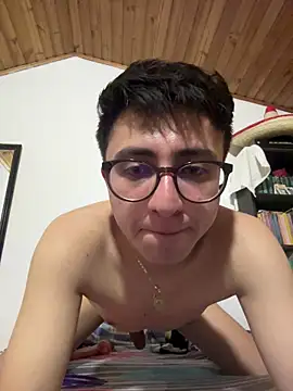 CamiRojas_boy webcam