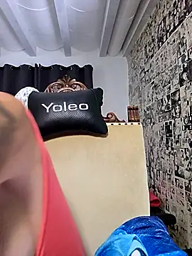 kylie_blck webcam