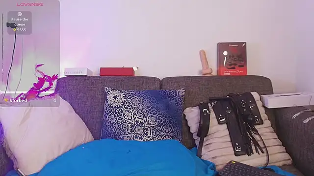 Angelabrowm webcam