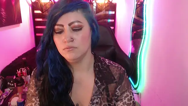 scarleth_blue webcam