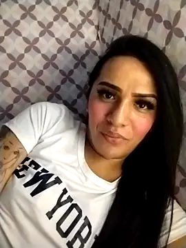 Yourbabyshane webcam