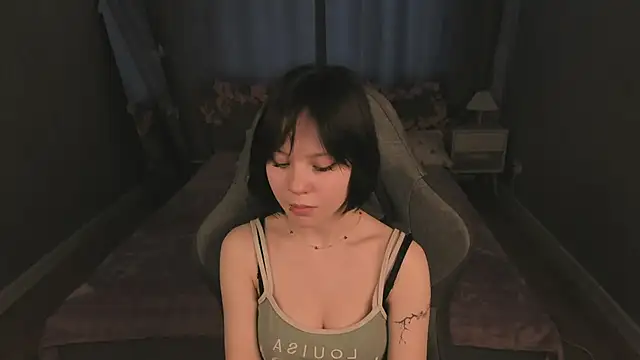 Loly_Cuttie webcam
