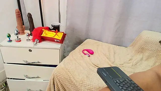 Zoe_Blake1 webcam