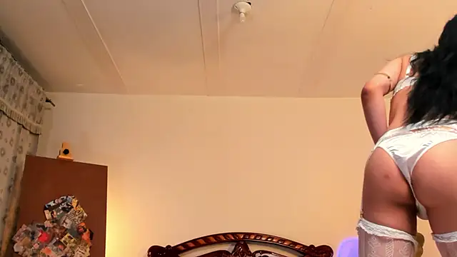 nonbinaryangel webcam